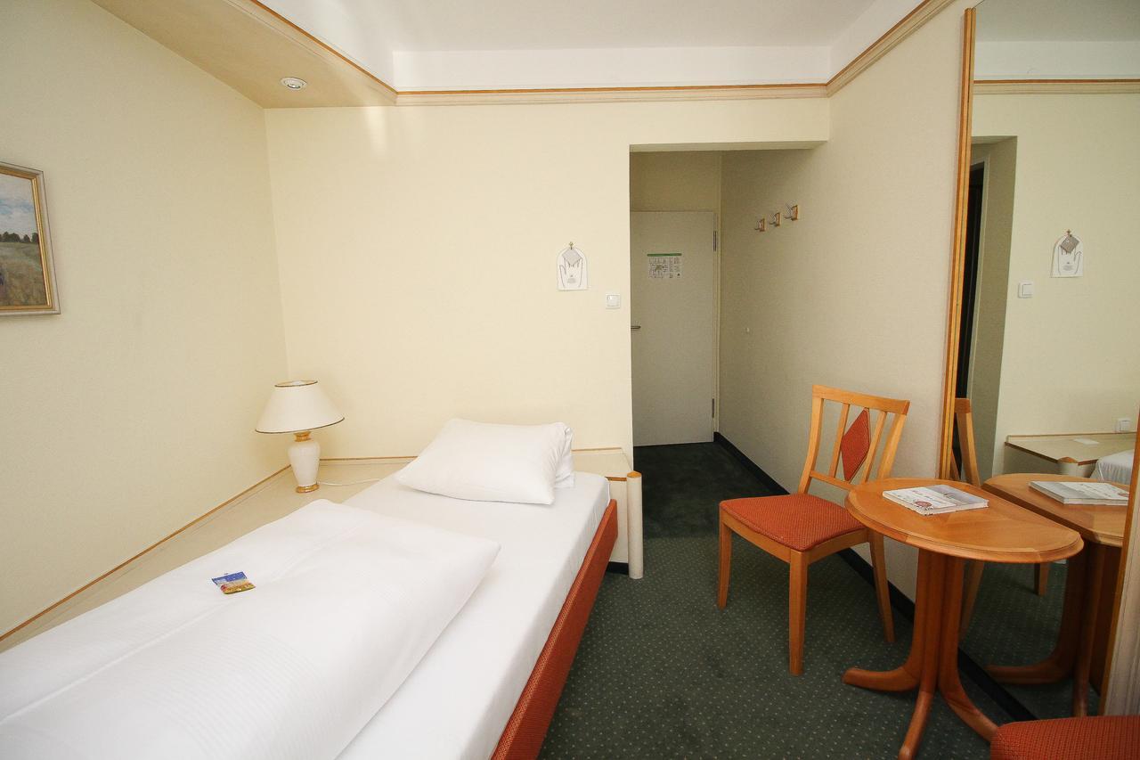 Hotel Leopold München Eksteriør billede
