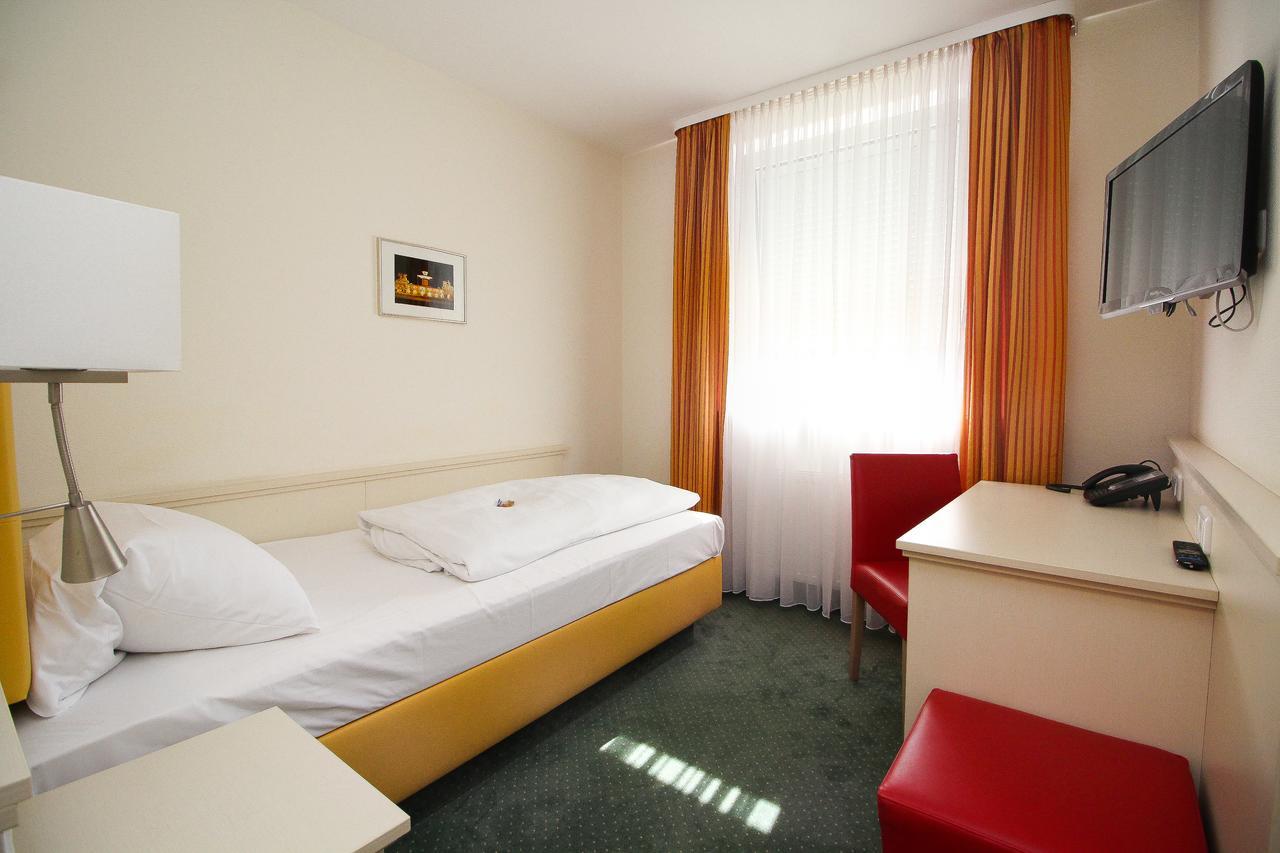 Hotel Leopold München Eksteriør billede